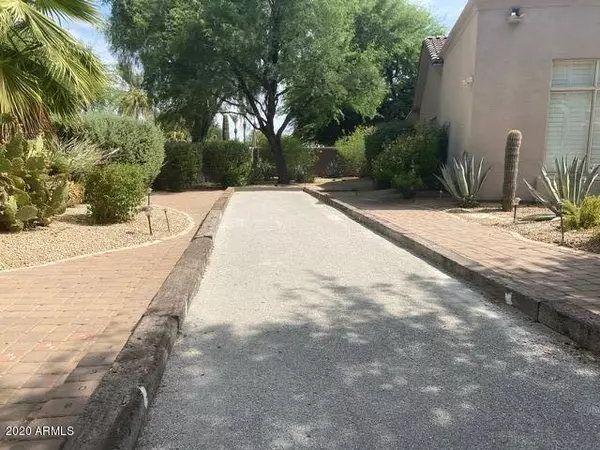 Paradise Valley, AZ 85253,7062 E BELMONT Avenue