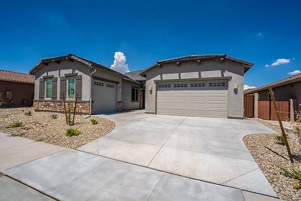 16828 W CREEDANCE Boulevard, Surprise, AZ 85387