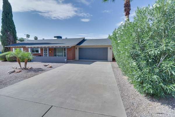 Scottsdale, AZ 85251,8355 E EARLL Drive