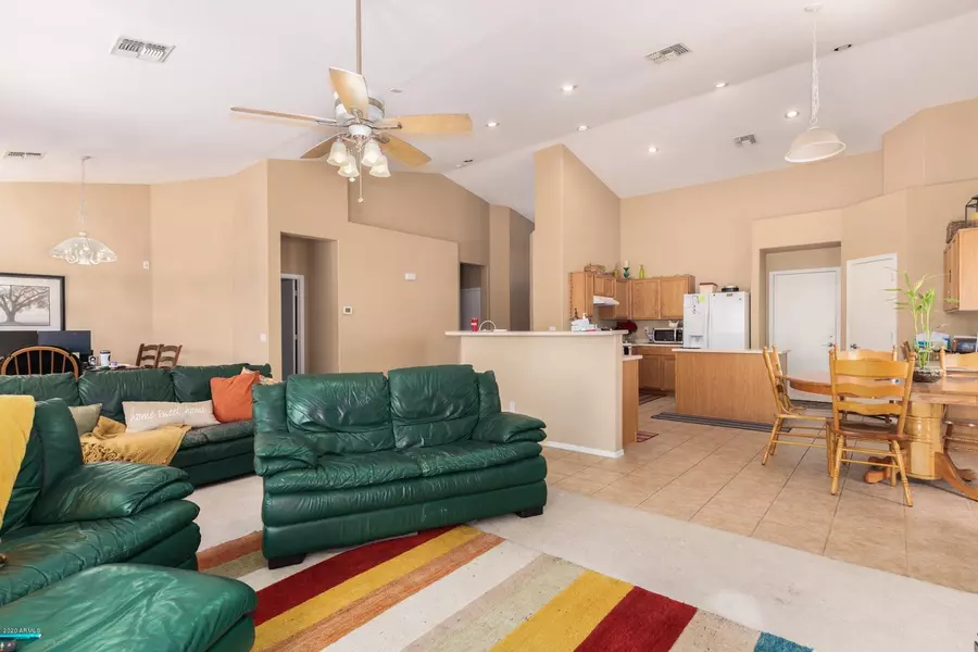 1053 N KIRBY Street, Gilbert, AZ 85234