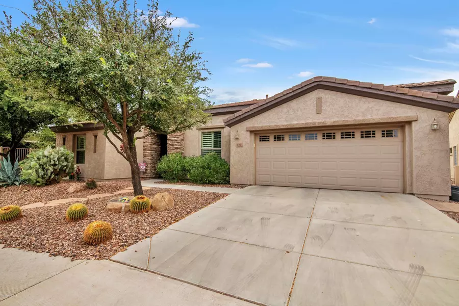 5393 S PEACHWOOD Drive, Gilbert, AZ 85298