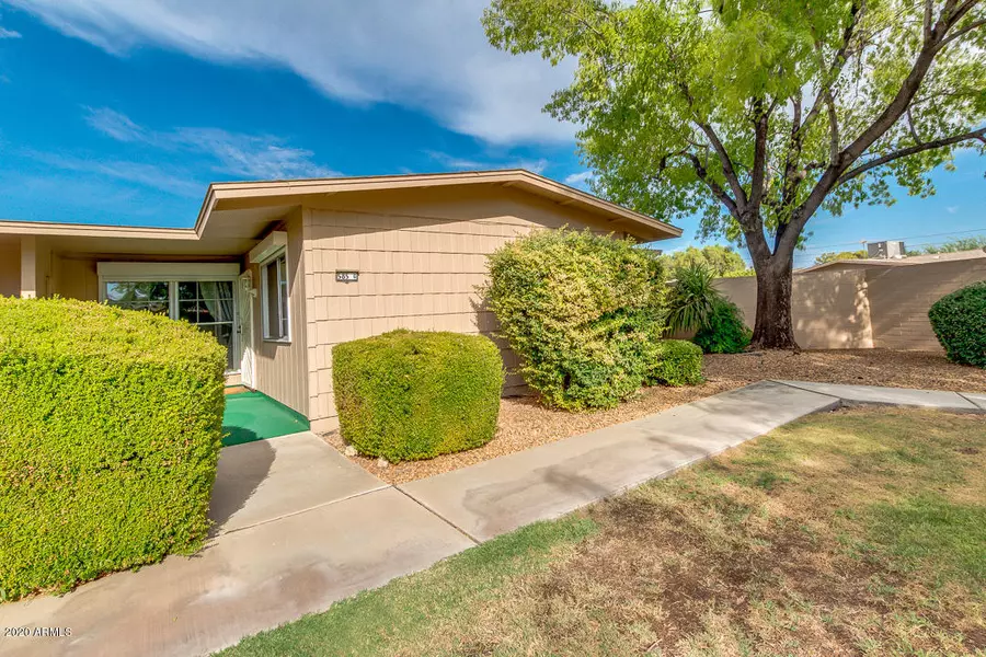 10585 W PALMERAS Drive #G, Sun City, AZ 85373