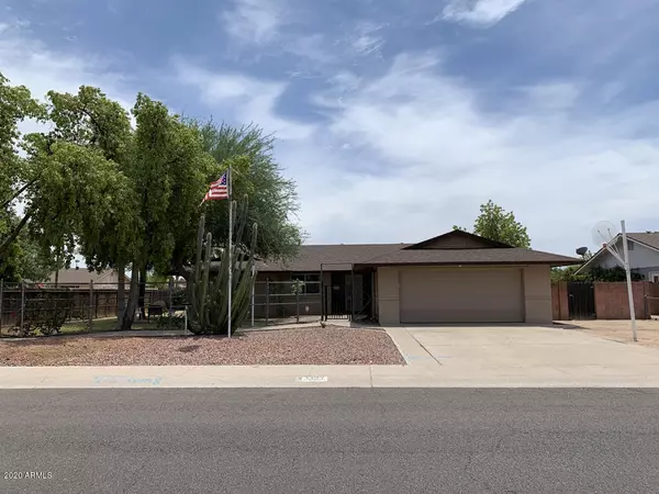 3327 W ACOMA Drive, Phoenix, AZ 85053