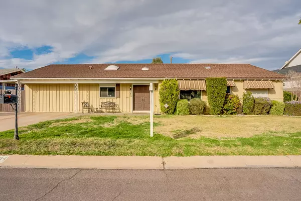 4164 E CAMELBACK Road, Phoenix, AZ 85018