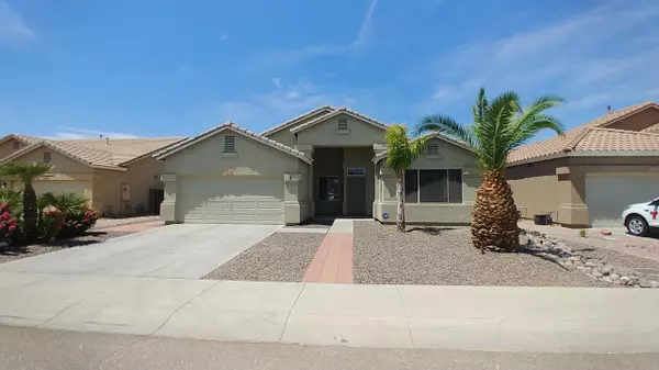 3244 W SHUMWAY FARM Road, Phoenix, AZ 85041