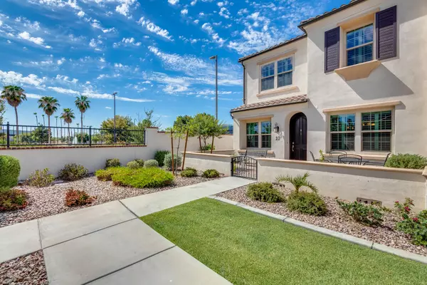 Chandler, AZ 85248,2477 W MARKET Place #10