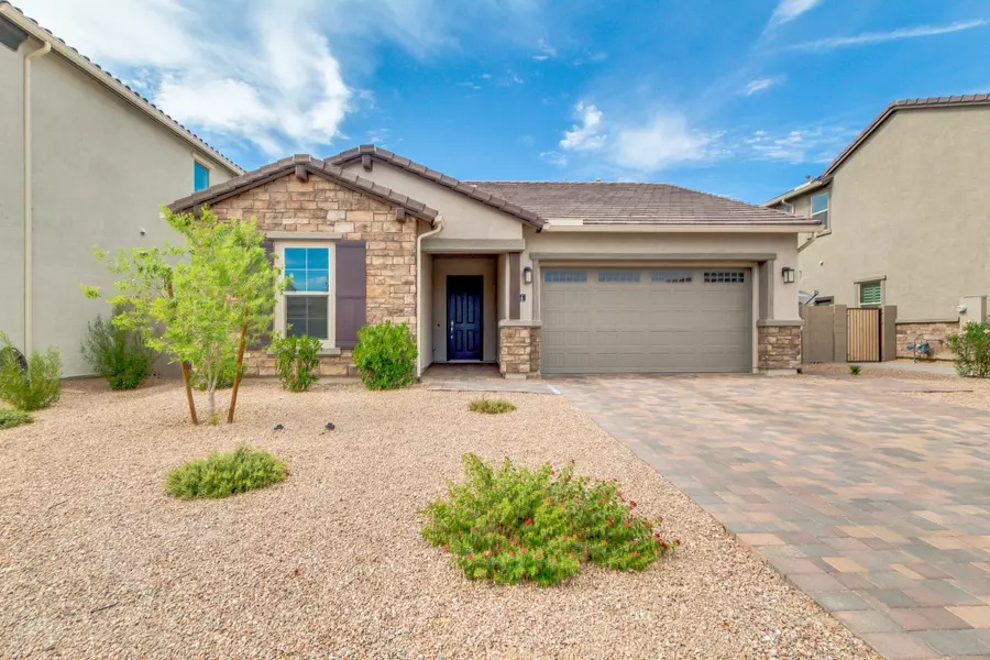 884 E LADBROKE Way, Gilbert, AZ 85297