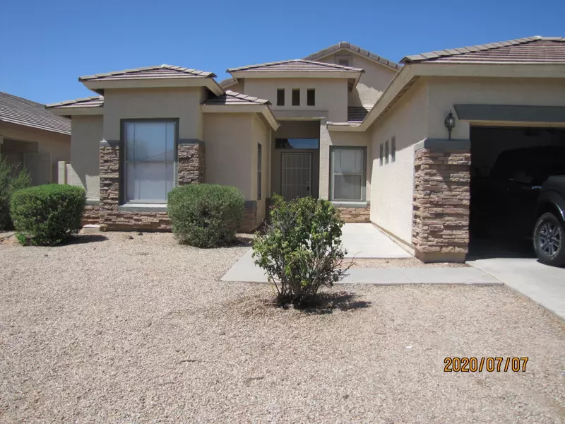 28070 N WILLEMITE Drive, San Tan Valley, AZ 85143