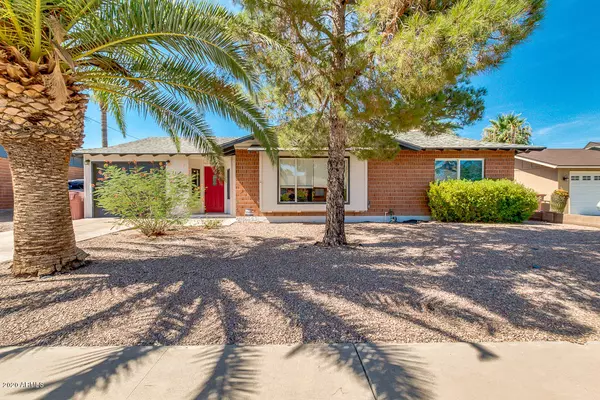 8414 E LEWIS Avenue, Scottsdale, AZ 85257