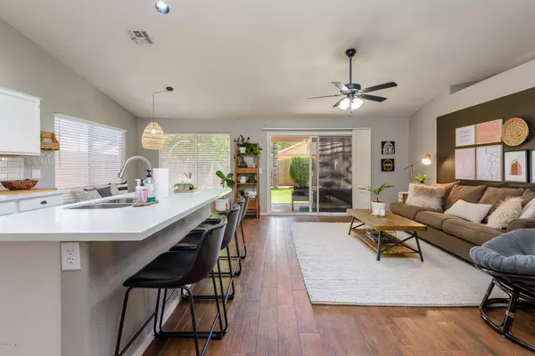 Gilbert, AZ 85233,103 W PATRICK Street