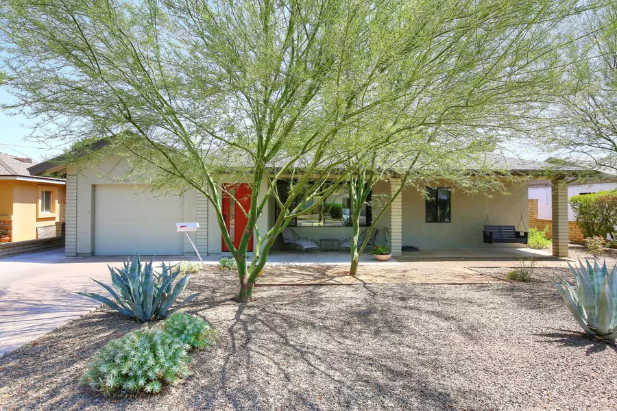 4121 E MONTECITO Avenue, Phoenix, AZ 85018