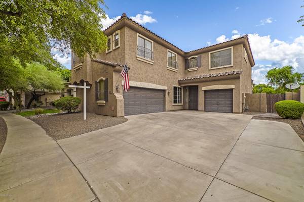 4284 E MARSHALL Avenue, Gilbert, AZ 85297