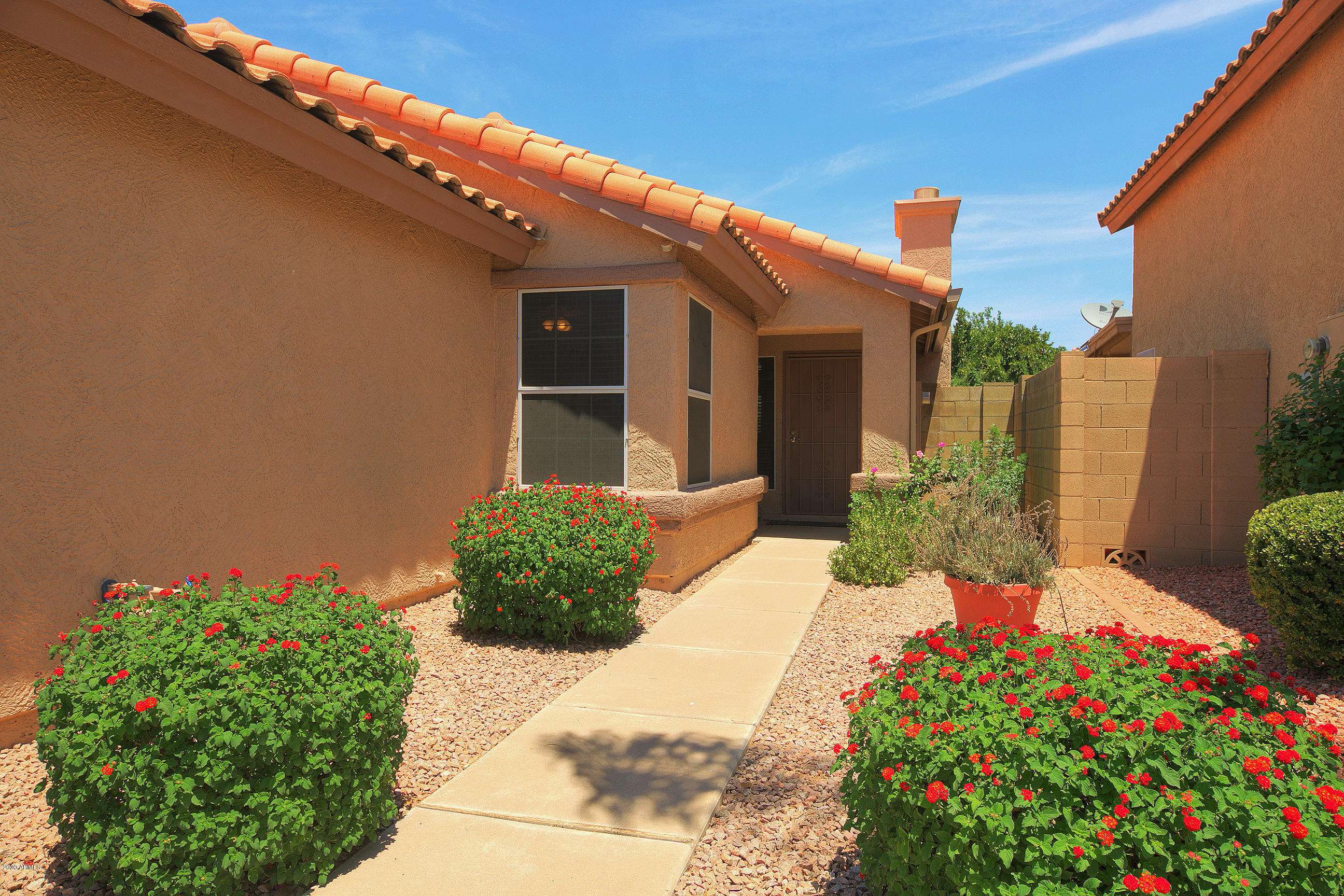 Phoenix, AZ 85032,4742 E ANGELA Drive