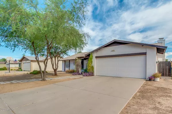 Phoenix, AZ 85029,2527 W SURREY Avenue