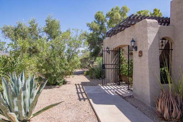 Cave Creek, AZ 85331,37801 N CAVE CREEK Road #38