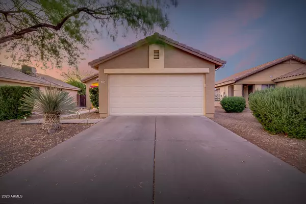 898 E GREENLEE Avenue, Apache Junction, AZ 85119