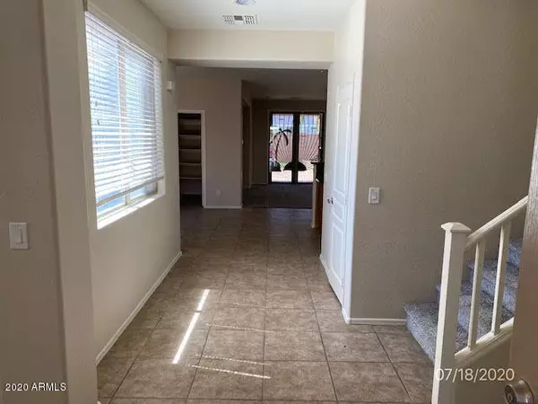 Queen Creek, AZ 85142,21469 E ROUNDUP Way