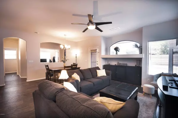 Tolleson, AZ 85353,8418 W SONORA Street