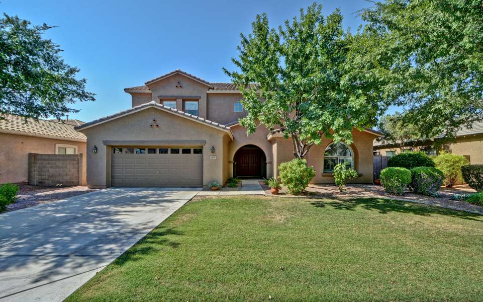 1415 E CANYON CREEK Drive, Gilbert, AZ 85295