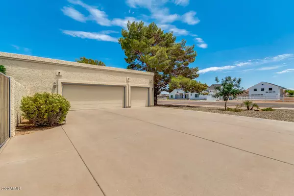 Tempe, AZ 85284,302 E CARVER Road