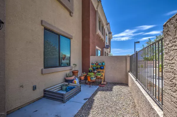 Mesa, AZ 85207,125 N SUNVALLEY Boulevard #103