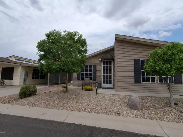 Apache Junction, AZ 85119,3301 S GOLDFIELD Road #2004