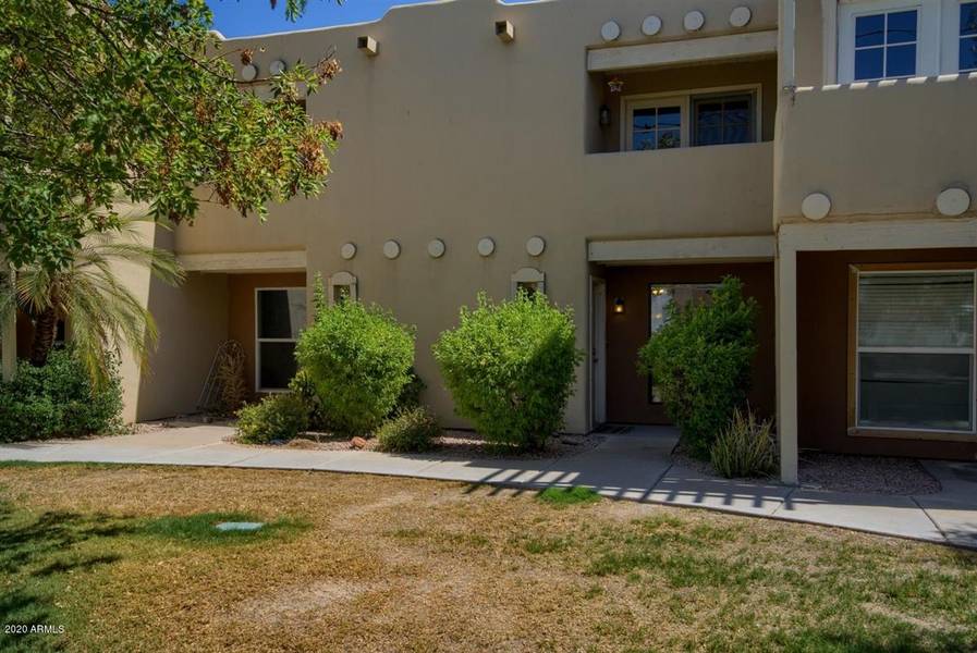 1425 E DESERT COVE Avenue #68, Phoenix, AZ 85020