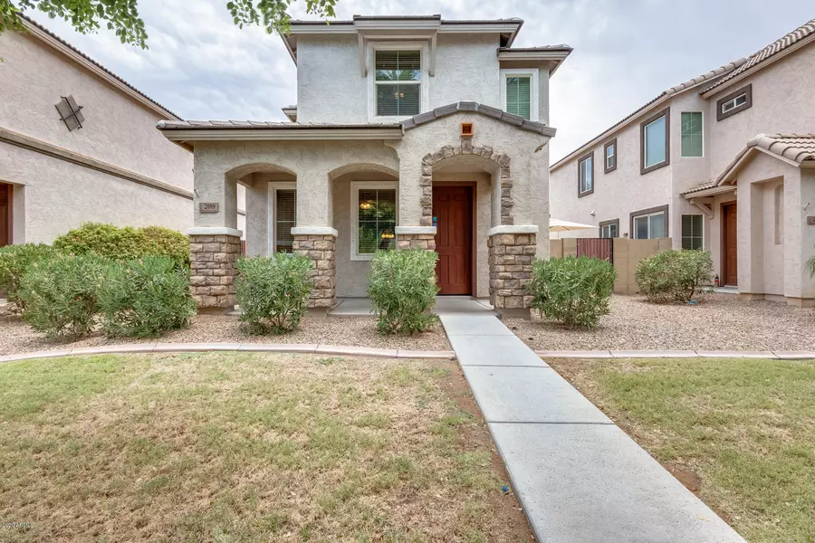 2089 S OLYMPIC Drive, Gilbert, AZ 85295