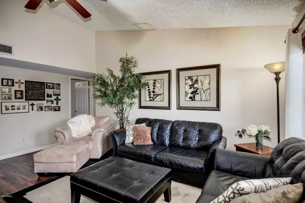 Scottsdale, AZ 85254,6502 E GRANDVIEW Drive
