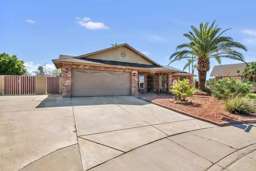 2561 E DRUMMER Circle, Mesa, AZ 85204