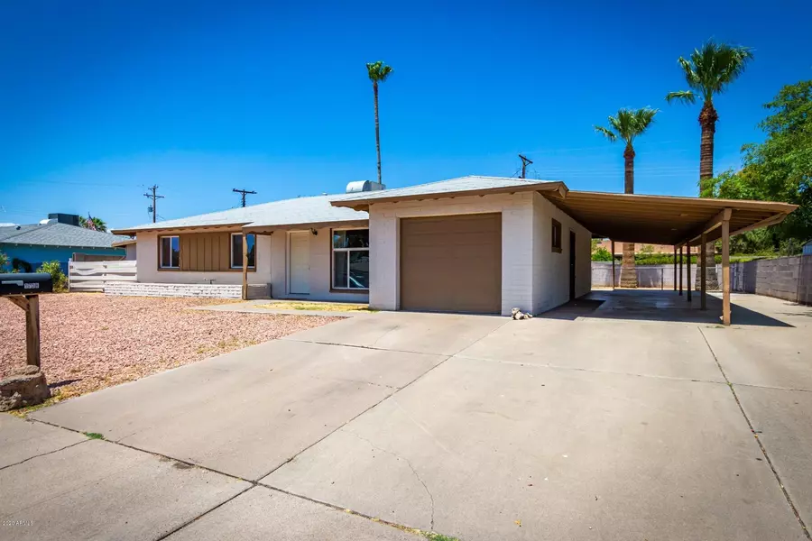 1738 W DUNLAP Avenue, Phoenix, AZ 85021