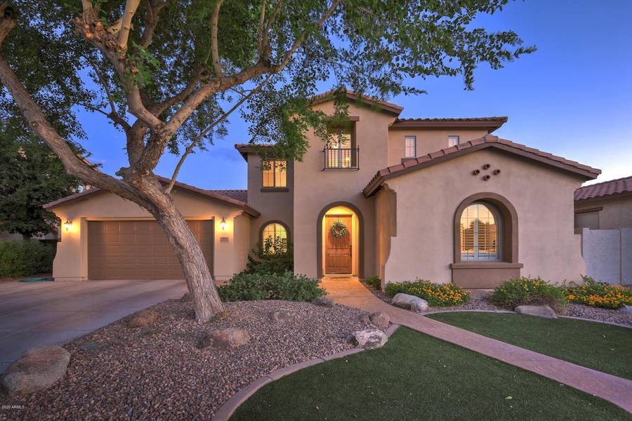 3493 E SPORTS Drive, Gilbert, AZ 85298