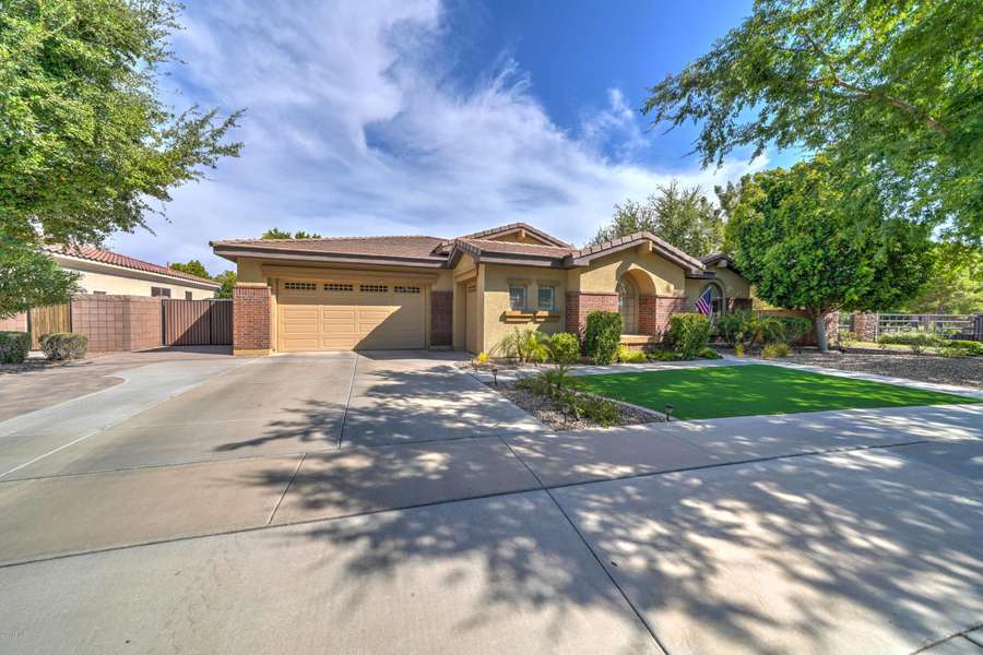 639 W SPARROW Place, Chandler, AZ 85286