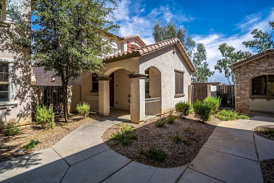 3859 E SANTA FE Lane, Gilbert, AZ 85297