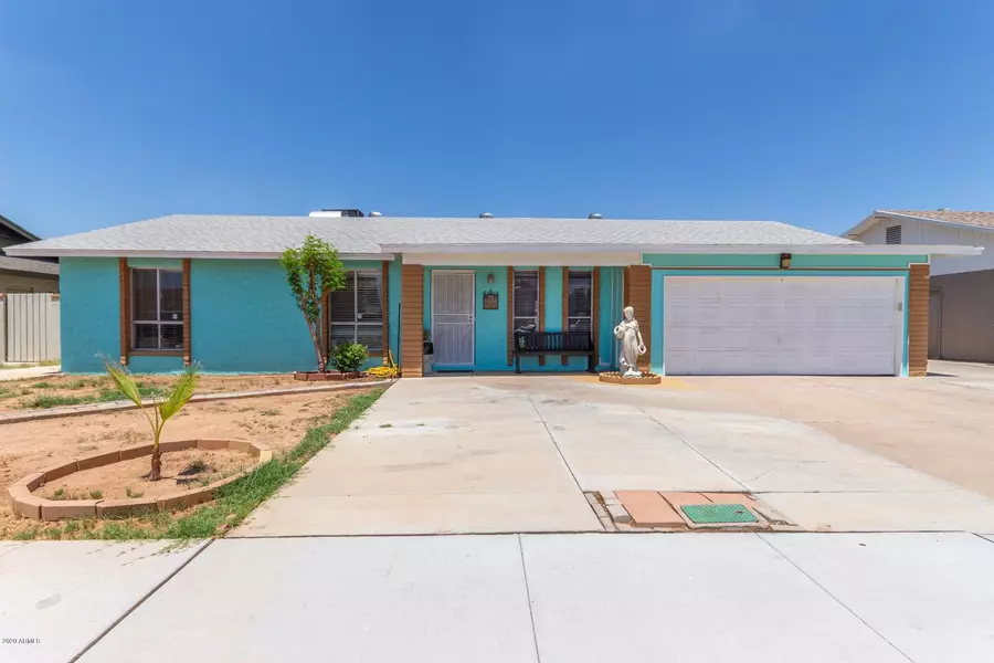 1056 E HAMPTON Avenue, Mesa, AZ 85204