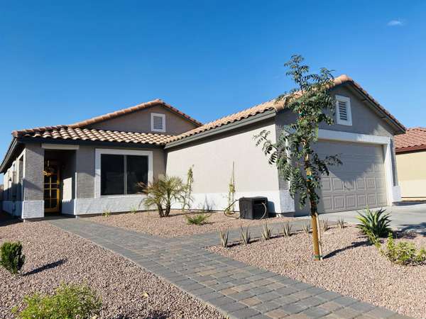 8557 E LAKEVIEW Avenue, Mesa, AZ 85209