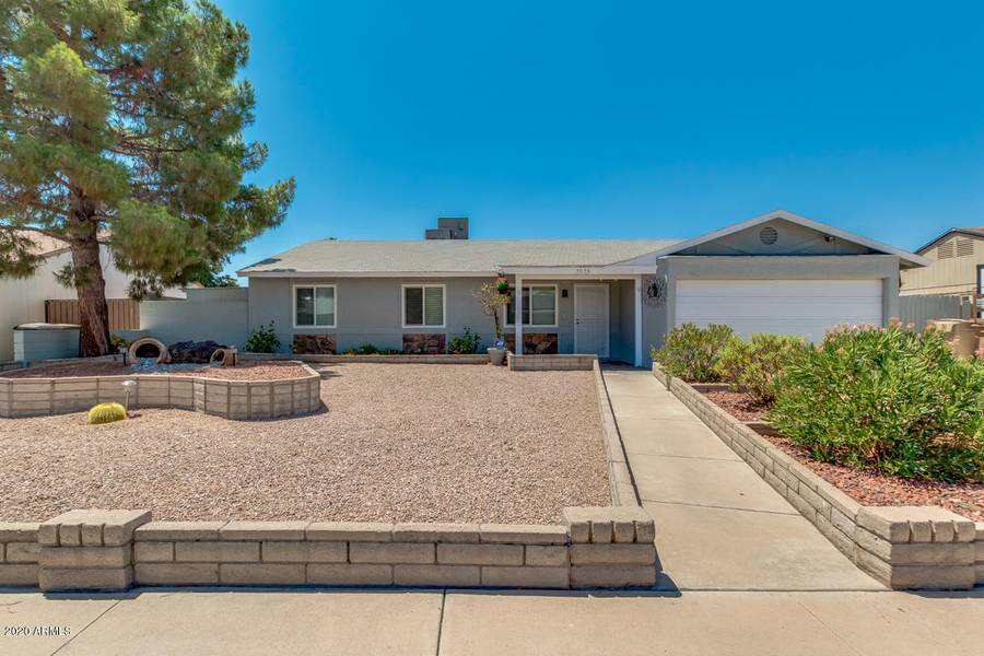 7039 W CANTERBURY Drive, Peoria, AZ 85345