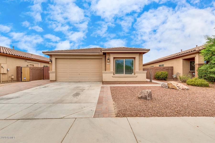 898 W BASSWOOD Avenue, San Tan Valley, AZ 85140