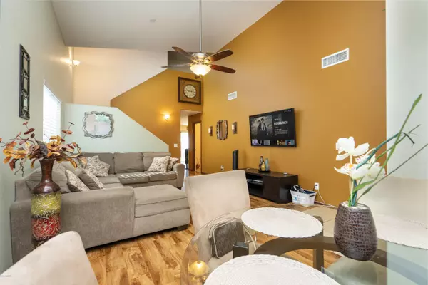 Tolleson, AZ 85353,10154 W GROSS Avenue