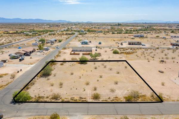 Tonopah, AZ 85354,0 S 357th Lane #53