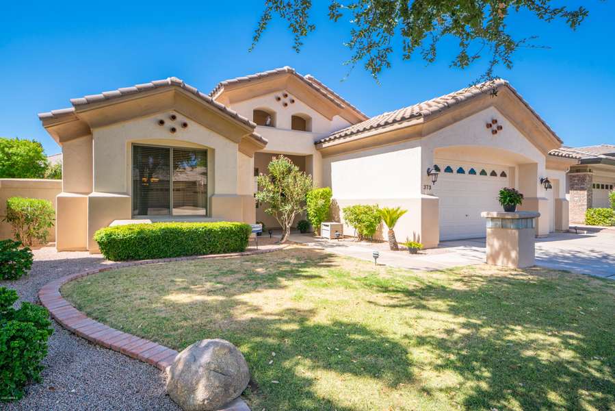 373 W SECRETARIAT Drive, Tempe, AZ 85284