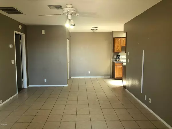 Phoenix, AZ 85027,501 W PONTIAC Drive #7