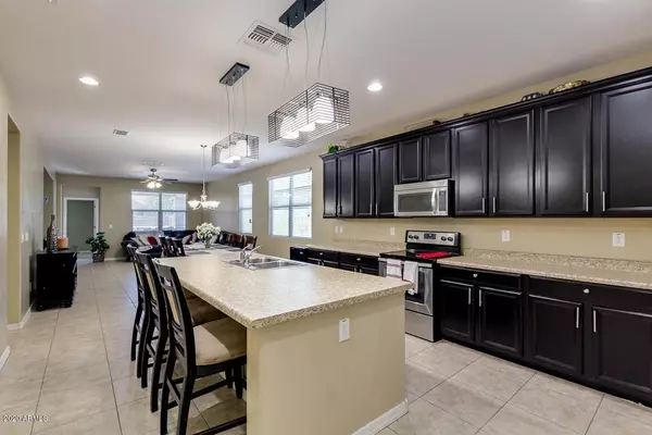 Tolleson, AZ 85353,10317 W HUGHES Drive