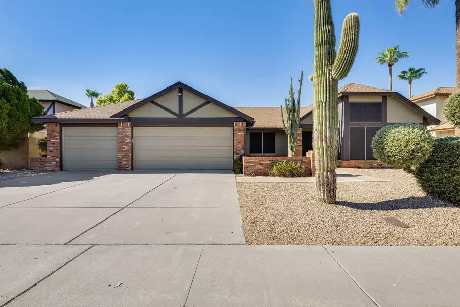 5234 W PERSHING Avenue, Glendale, AZ 85304