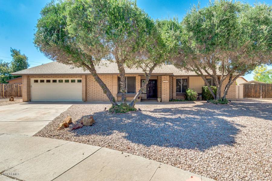 2502 S MOLLERA Circle, Mesa, AZ 85210