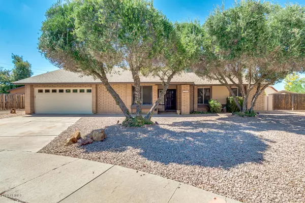 2502 S MOLLERA Circle, Mesa, AZ 85210