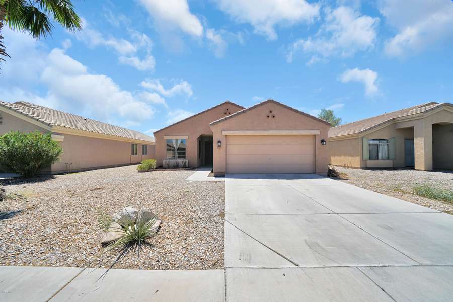 16027 W VOGEL Avenue, Goodyear, AZ 85338