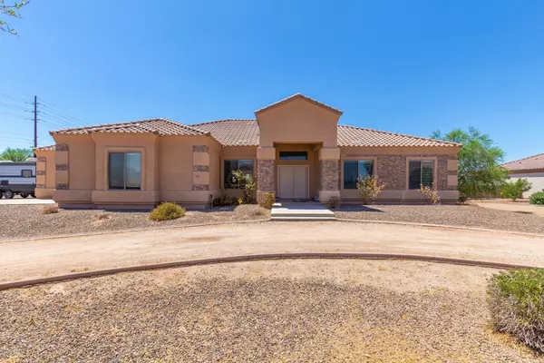 1797 E LOVELAND Lane, San Tan Valley, AZ 85140