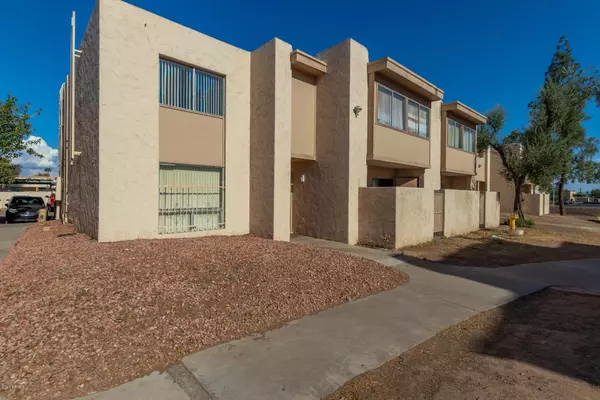 Phoenix, AZ 85051,3520 W DUNLAP Avenue #192