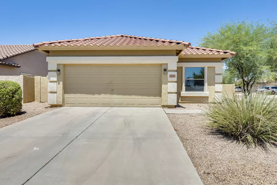 3088 E SILVERBELL Road, San Tan Valley, AZ 85143